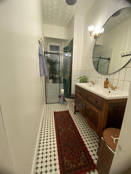 Bathrooms  Gallery Main Photo